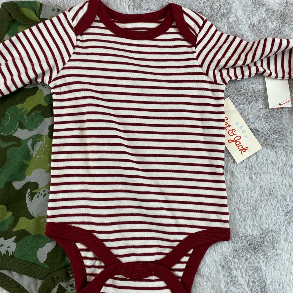 (5/$25) NEW Cat & Jack 3 Pack Long Sleeve Onesies - Picture 5 of 7